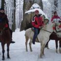 Санаторій Квитка Полонини - катание на лошадях зимой