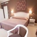 Готель Palace Del Mar - номер Стандарт улучшенный двуспальная кровать