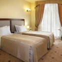 Готель Гранд Отель Пилипец - кровати в стандартном номере