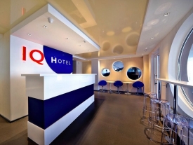 готель IQ Hotel